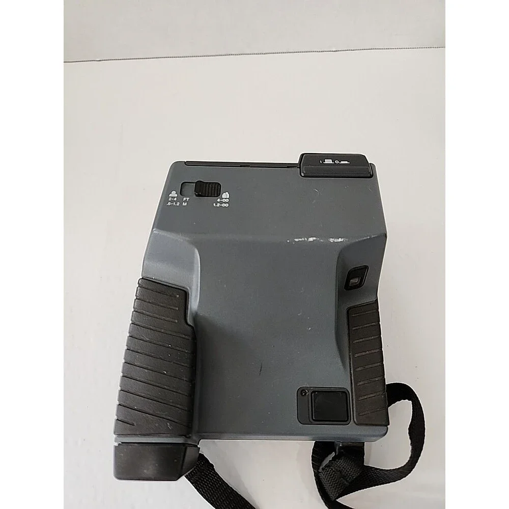 Vintage Polaroid Impulse 600 Instant Film Camera with
